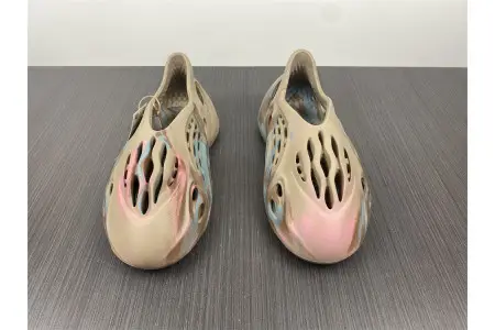 Adidas Yeezy Foam Runner 