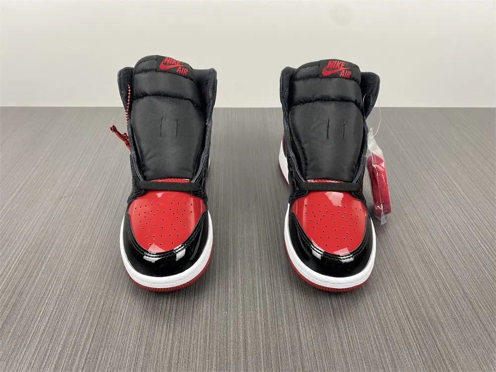 Air Jordan 1 High OG Bred Patent 