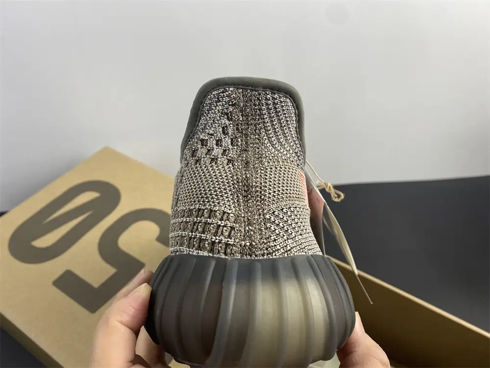 adidas Yeezy Boost 350 V2 Ash Stone 