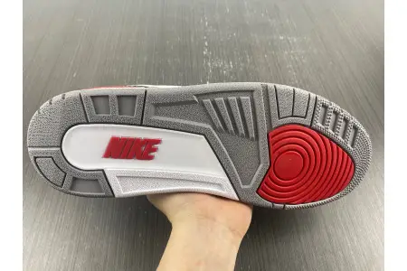 Air Jordan 3 OG Fire Red 