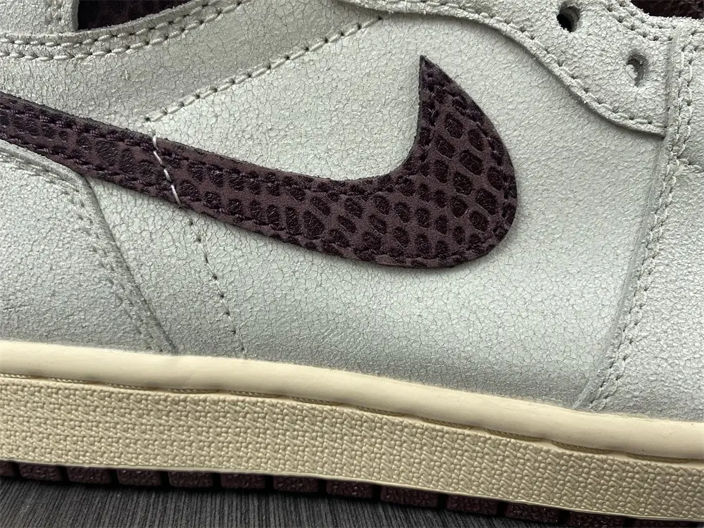 A Ma Maniere x Air Jordan 1 High OG 