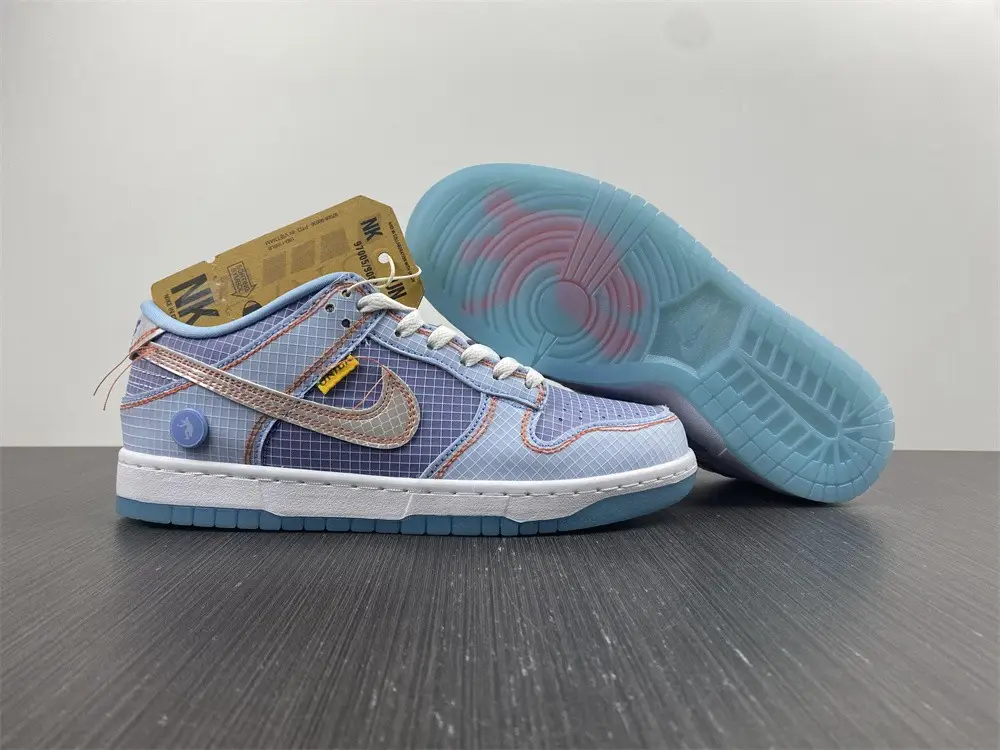 Nike Dunk Low Union Passport Pack 
