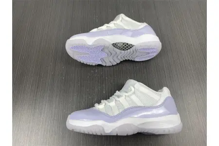 Air Jordan 11 Low WMNS Pure Violet 