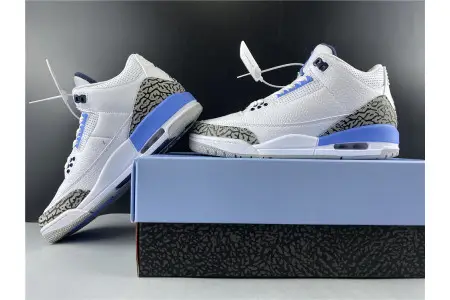 Air Jordan 3  UNC 