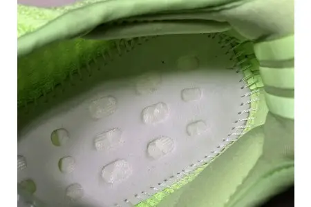 Adidas Yeezy Boost 350 V2 Glow in the Dark 