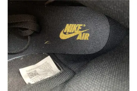 AIR JORDAN 1 RETRO HIGH BLACK METALLIC GOLD (2020) 