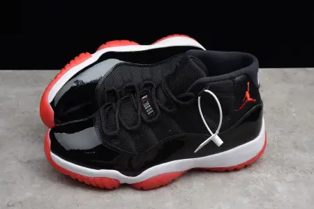 Air Jordan 11 Retro (2012) Bred 