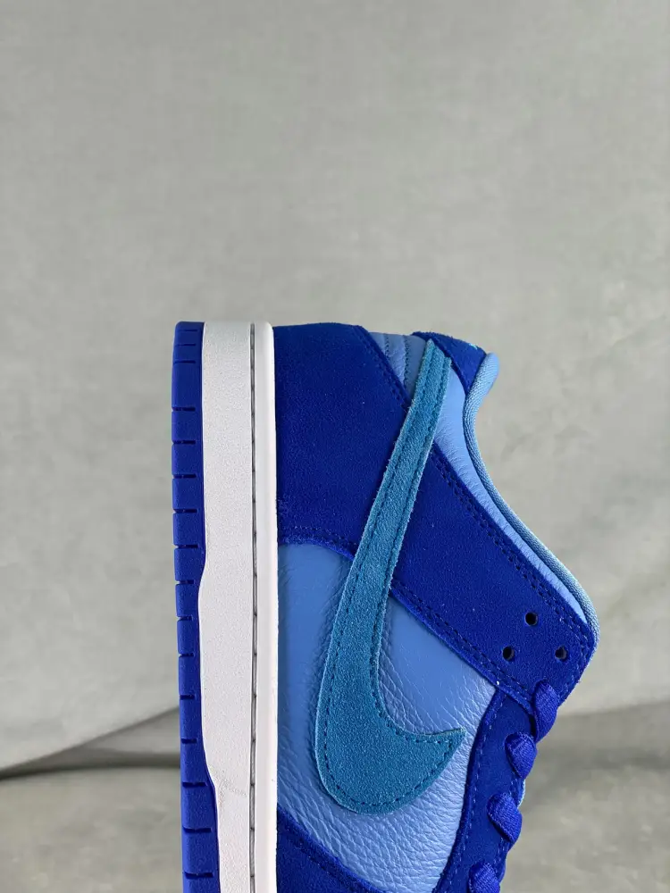 Nike SB Dunk Low Blue 