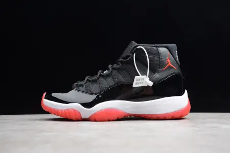 Air Jordan 11 Retro (2012) Bred 