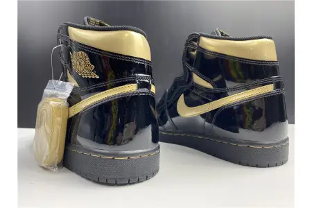 AIR JORDAN 1 RETRO HIGH BLACK METALLIC GOLD (2020) 
