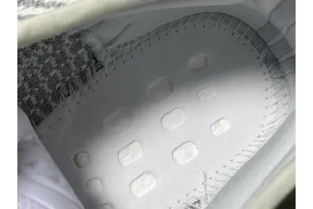 Adidas Yeezy Boost 350 V2 Yeshaya Non-Reflective 