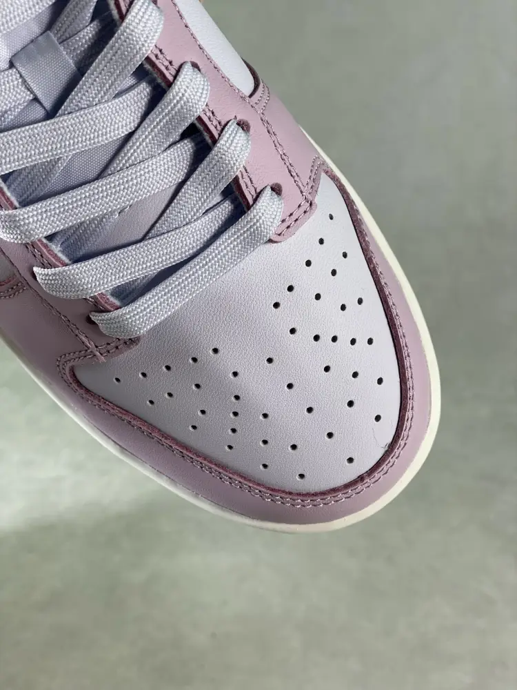 Nike Dunk Low Easter 