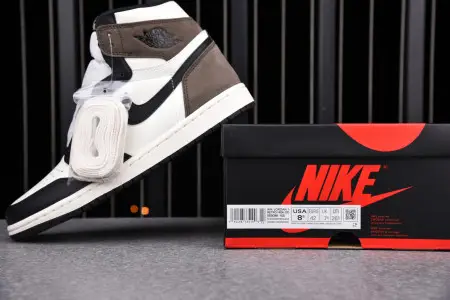 AIR JORDAN 1 RETRO HIGH DARK MOCHA 
