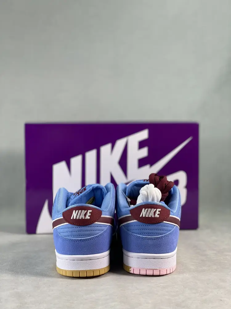 Nike SB Dunk Low Philadelphia 