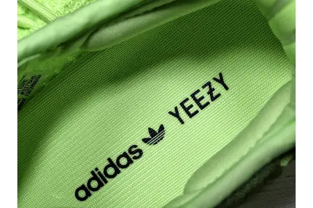 Adidas Yeezy Boost 350 V2 Glow in the Dark 