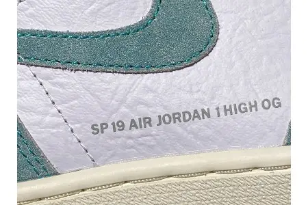 Air Jordan 1 Retro High OG Turbo Green 