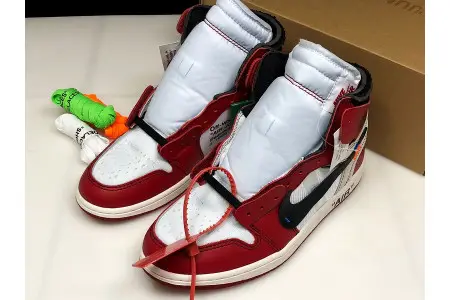 Off-White Air Jordan 1 Retro Chicago The Ten 