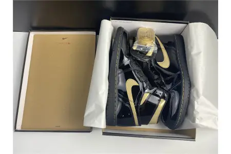 AIR JORDAN 1 RETRO HIGH BLACK METALLIC GOLD (2020) 