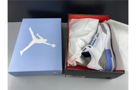 Air Jordan 3  UNC 