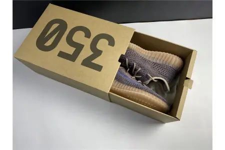 ADIDAS YEEZY BOOST 350 V2 