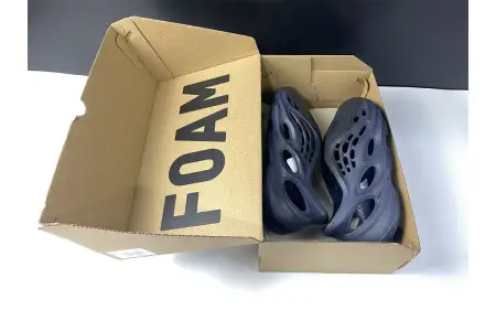 Adidas Yeezy Foam RNNR Mineral Blue 