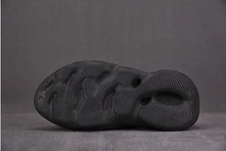 Adidas Yeezy Foam RNNR Onyx  ACEFA6