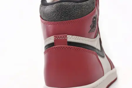 Jordan 1 Retro High OG Chicago Lost and Found 