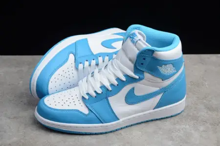 Air Jordan 1 Retro High OG ‘UNC’ 