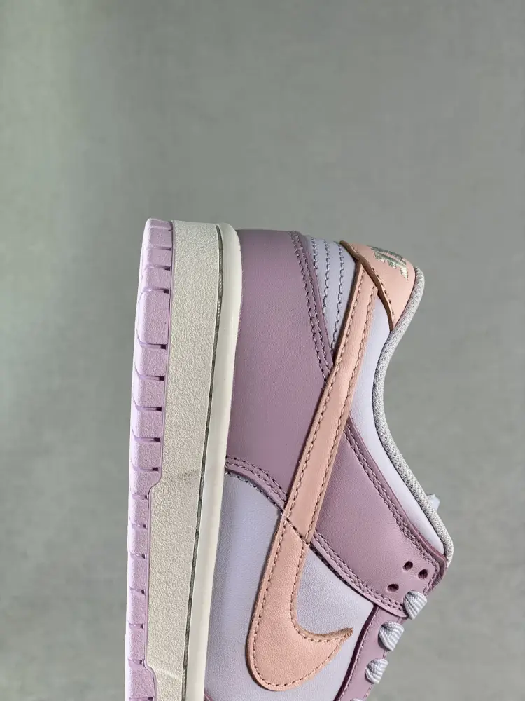 Nike Dunk Low Easter 