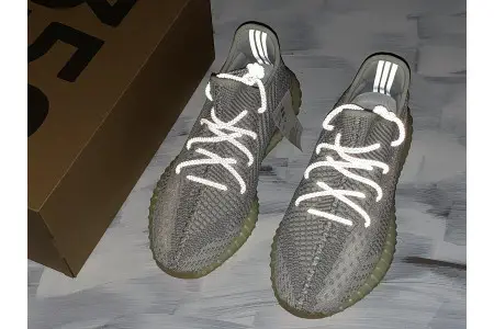 Adidas Yeezy Boost 350 V2 Yeshaya Non-Reflective 