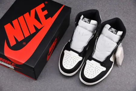 AIR JORDAN 1 RETRO HIGH DARK MOCHA 