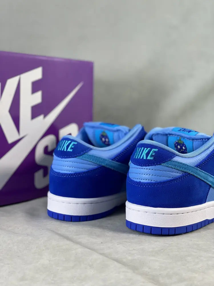 Nike SB Dunk Low Blue 