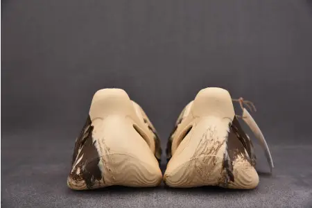 Adidas Yeezy Foam RNNR MX Cream Clay 