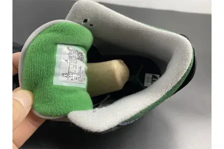 Air Jordan 3 Pine Green 
