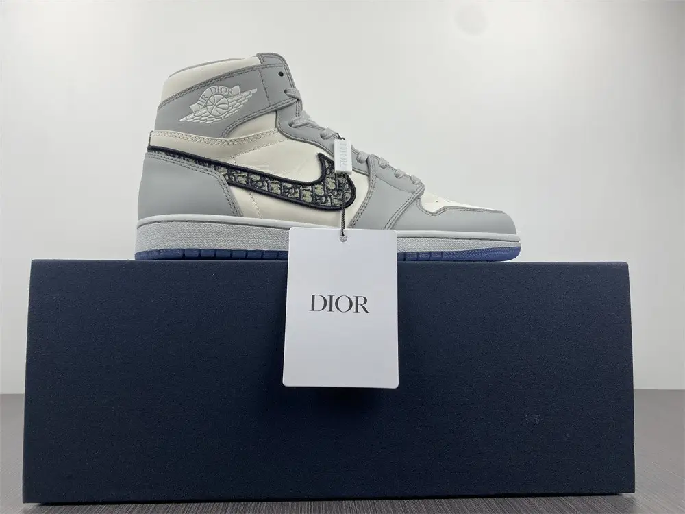 Jordan 1 Retro High  FCB13