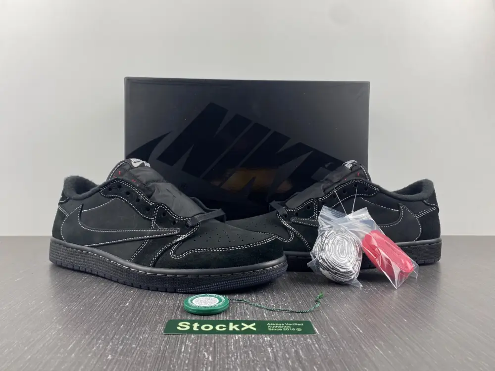 Jordan 1 Retro Low OG SP Travis Scott Black 