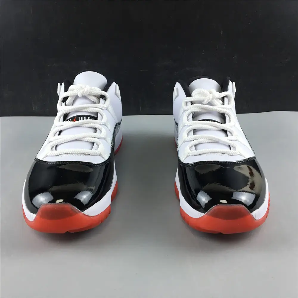 AIR JORDAN 11 RETRO LOW CONCORD BRED 