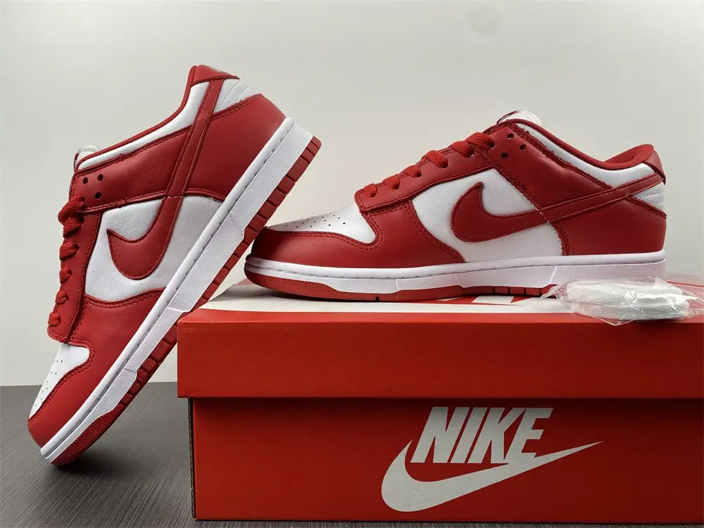 Nike Dunk Low University Red 