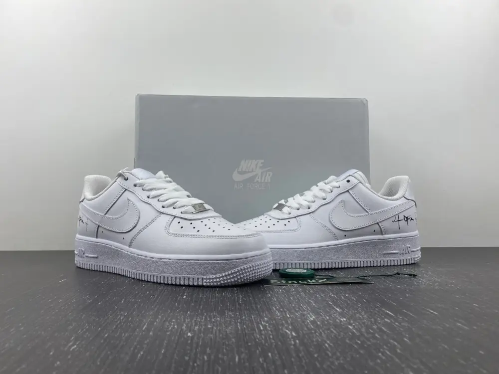 Nike Air Force 1 Low 07 