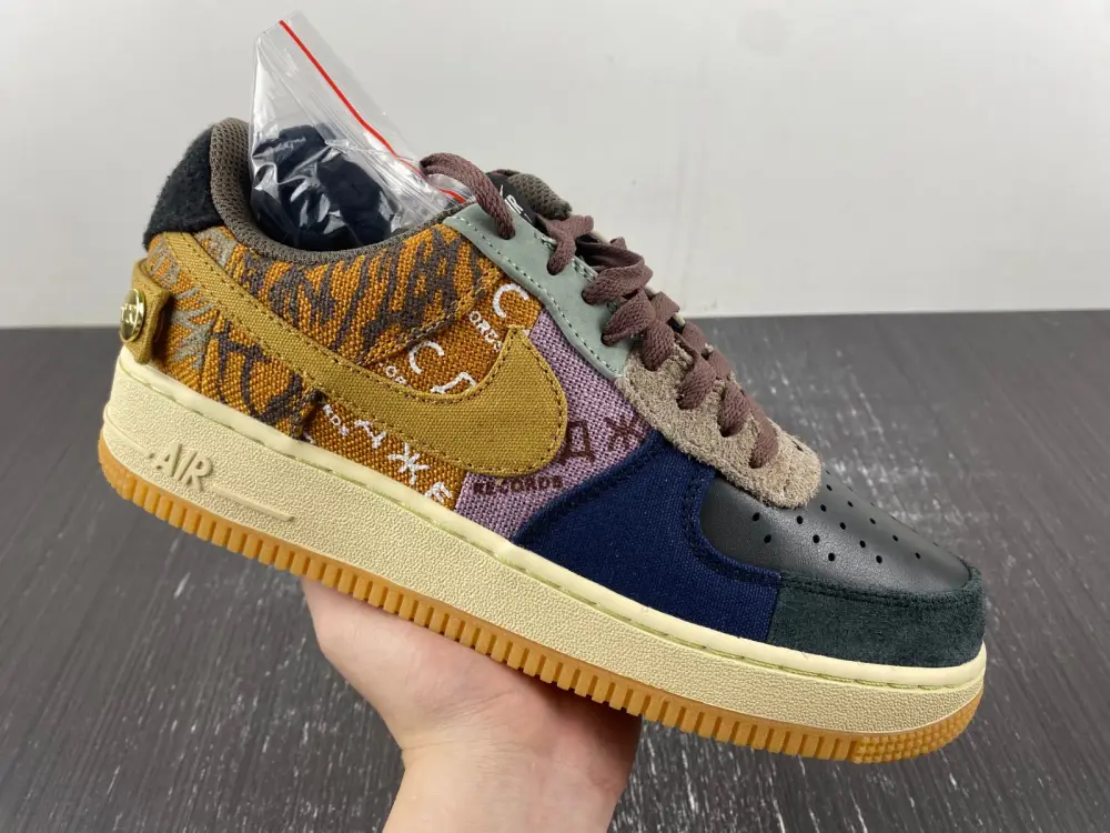 Nike Air Force 1 Low Travis Scott Cactus 