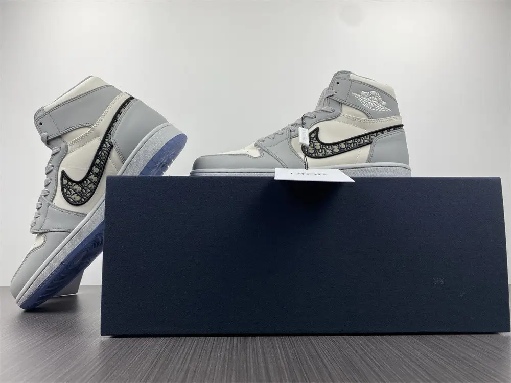 Jordan 1 Retro High 
