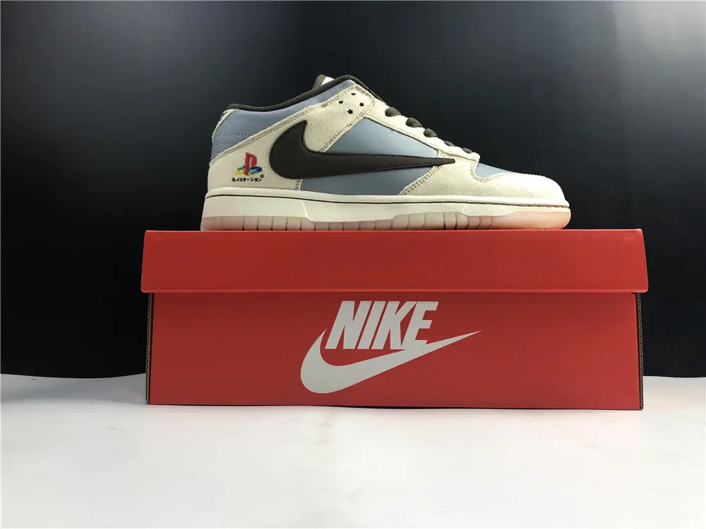Nike Dunk Low Travis Scott X 