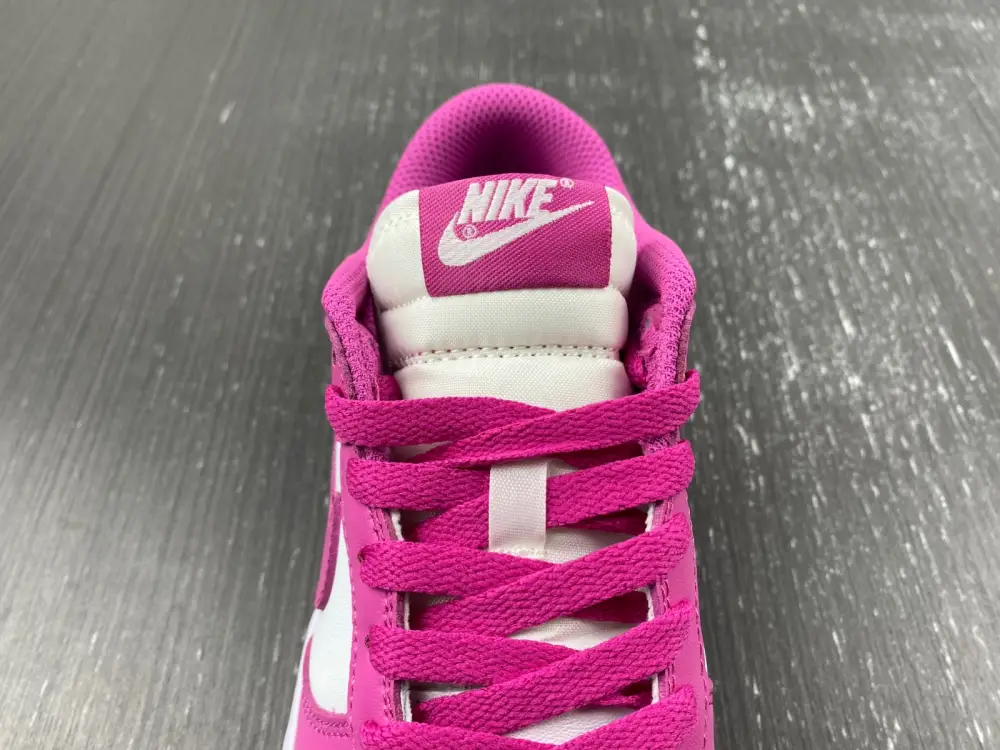 Nike Dunk Low Active 