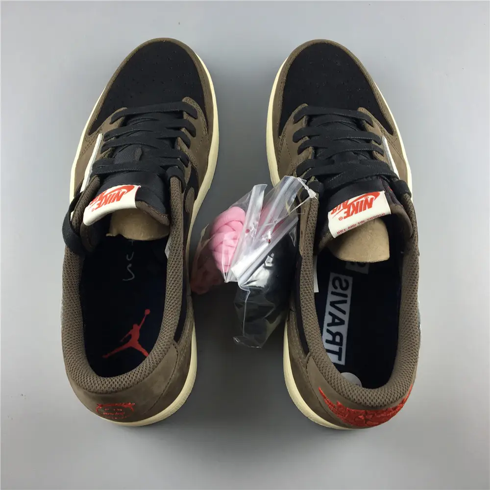 Jordan 1 Retro Low OG SP Travis 