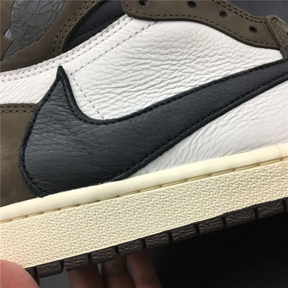 Jordan 1 Retro Low OG SP Travis Scott Reverse 