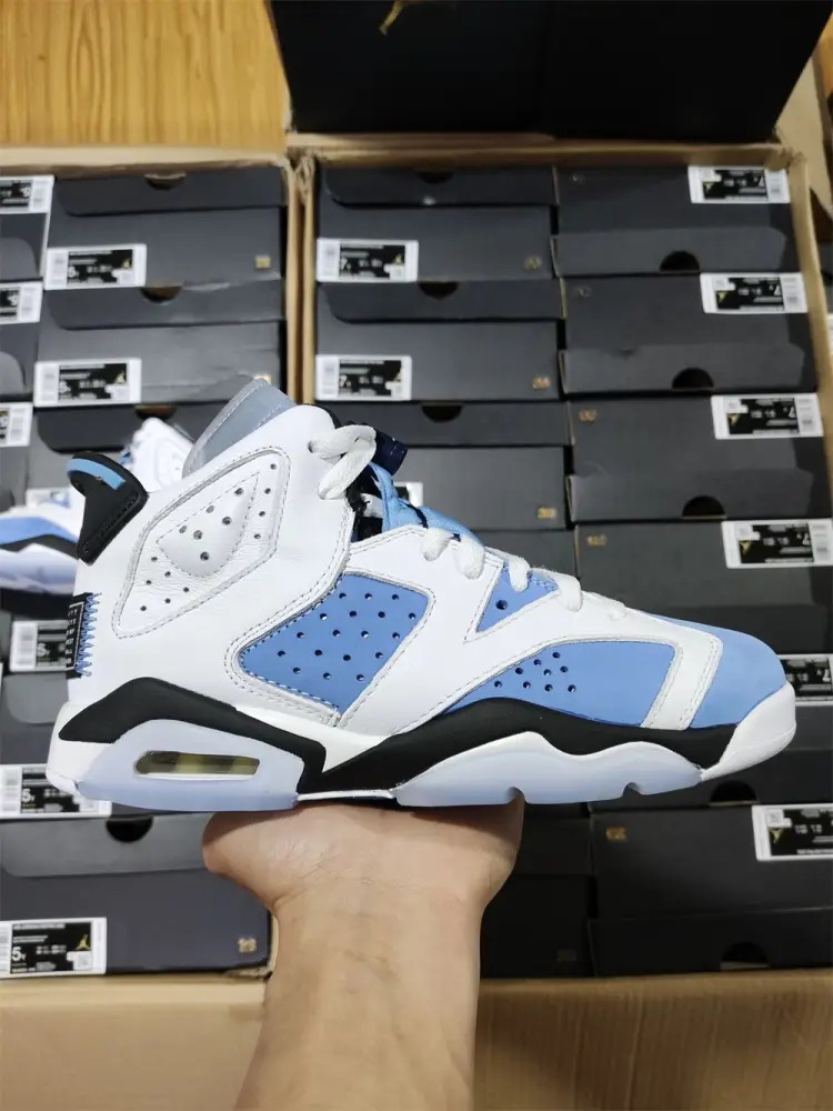 Jordan 6 Retro UNC 