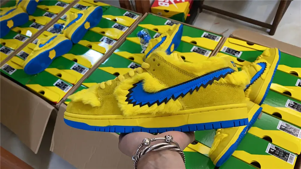 Nike SB Dunk Low Grateful Dead Bears Opti 