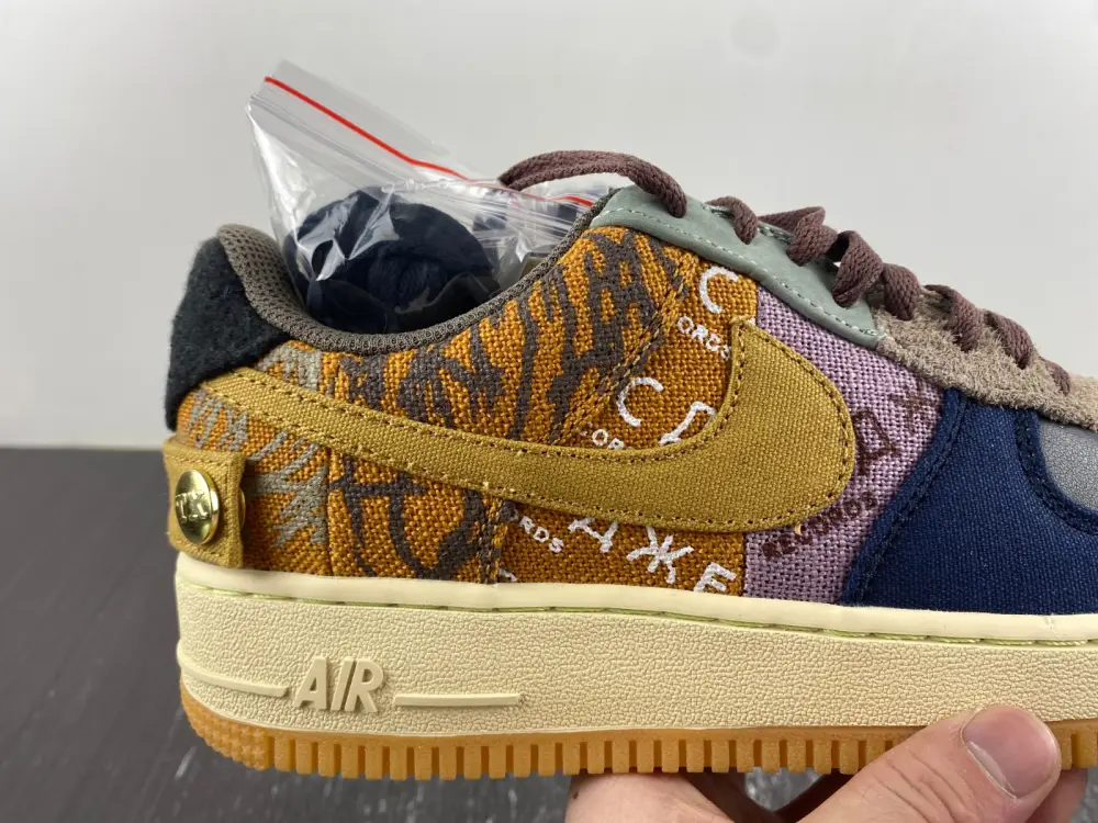 Nike Air Force 1 Low Travis Scott Cactus 
