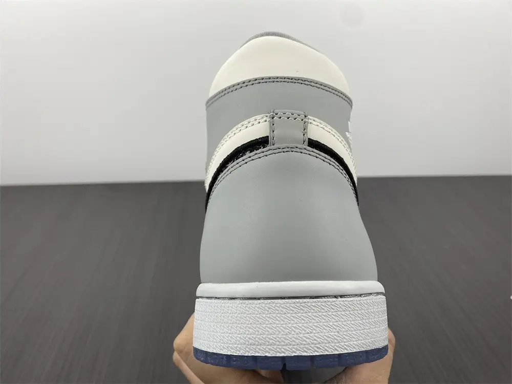 Jordan 1 Retro High 