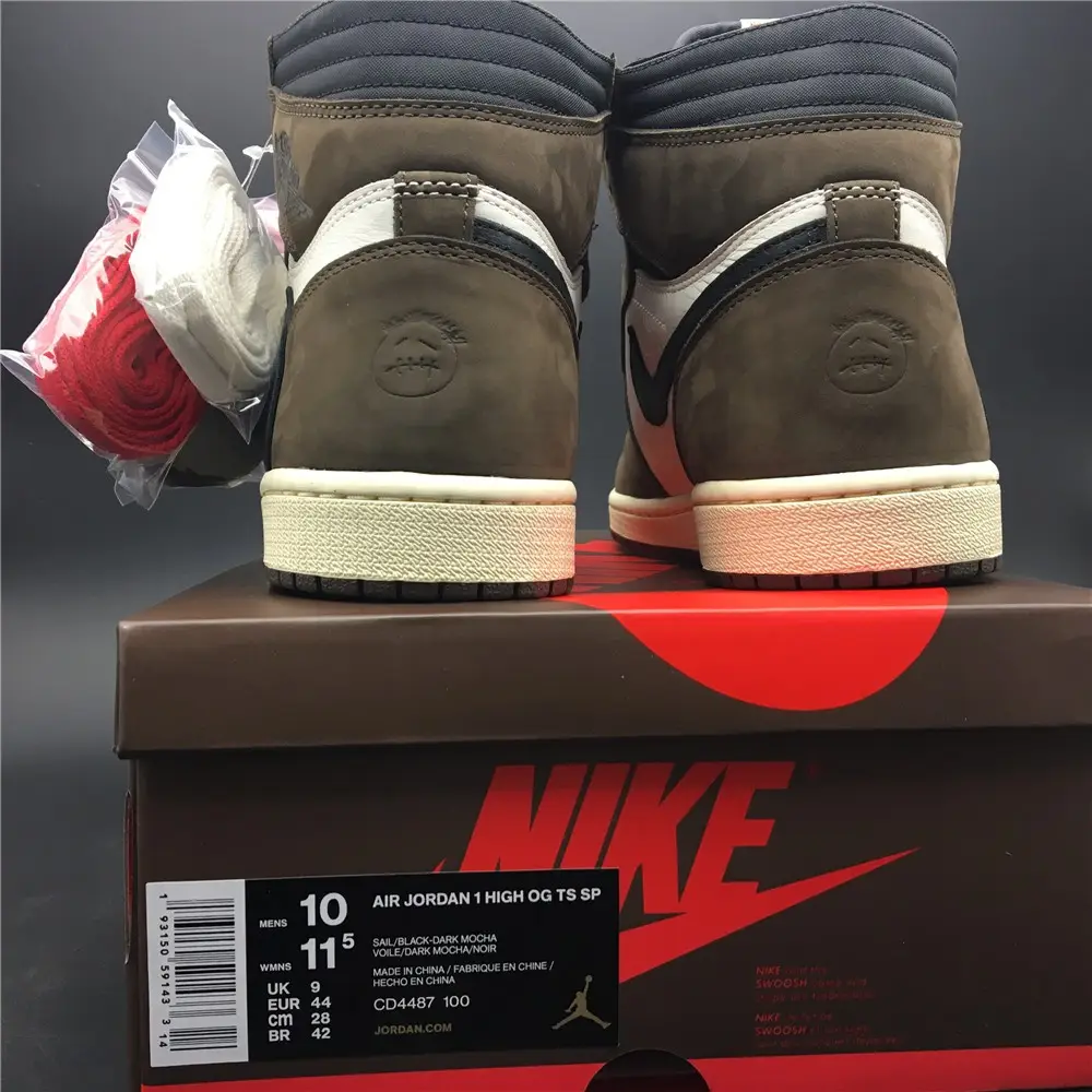 Jordan 1 Retro Low OG SP Travis Scott Reverse 